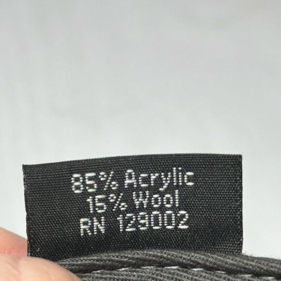 LeBron James Logo Gray Black SnapBack Hat Cap Otto 85% Acrylic 15% Wool - Picture 8 of 8